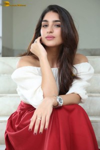 telugu actress Yukti Thareja photoshoot