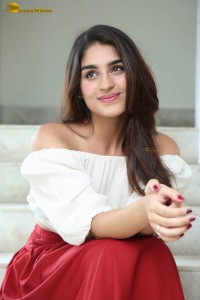 telugu actress Yukti Thareja photoshoot