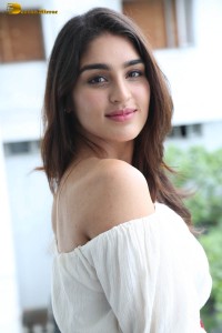 telugu actress Yukti Thareja photoshoot