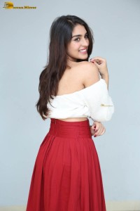 telugu actress Yukti Thareja photoshoot