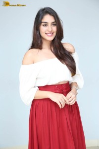 telugu actress Yukti Thareja photoshoot