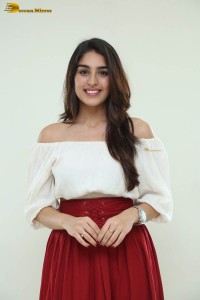 Yukti Thareja Picture Gallery 5