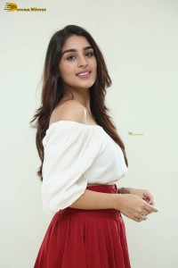 telugu actress Yukti Thareja photoshoot