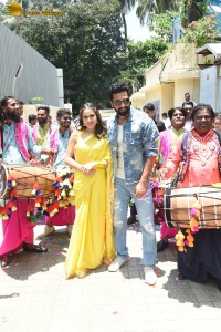 Trailer Launch of Zara Hatke Zara Bachke attended by Sara Ali Khan and Vicky Kaushal