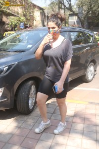 bollywood actress Zareen Khan voluptuous look