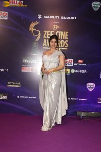 Zee Cine Awards 2025 attended by Kriti Sanon, Bobby Deol, Rashmika Mandanna, Pragya Jaiswal, Helly Shah, and others