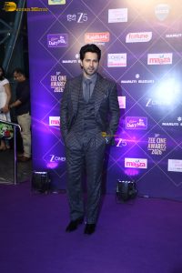 Zee Cine Awards 2026 attended by Kriti Sanon, Rakul Preet Singh, Sonam Bajwa, Ananya Panday, Ayesha Khan, and Jacqueline Fernandez