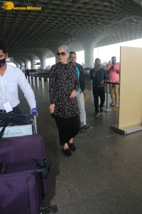 Bollywood Actress Zeenat Aman spotted at Mumbai Airport